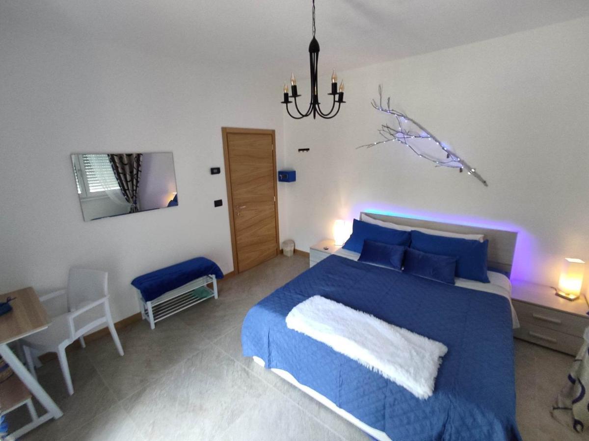 Tirano Express Luxury Apartments Exterior photo