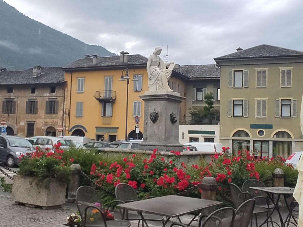 Tirano Express Luxury Apartments Exterior photo