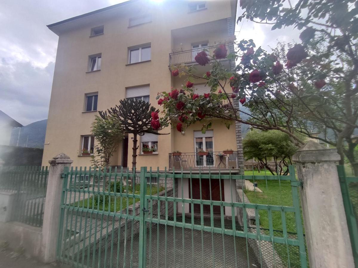 Tirano Express Luxury Apartments Exterior photo