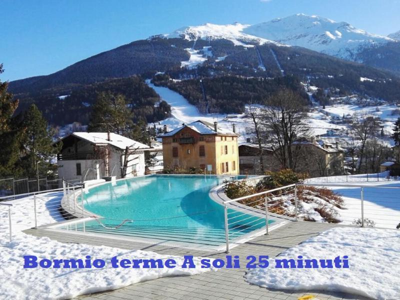 Tirano Express Luxury Apartments Exterior photo